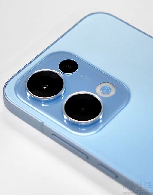OPPO Reno13系列开启预约，更多外观信息曝光